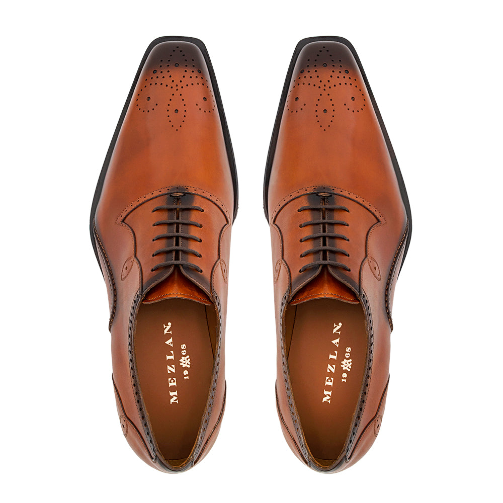 Medallion Toe Oxford