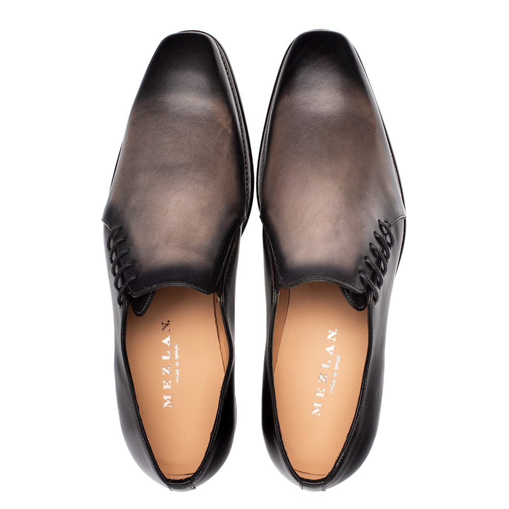 Bi-Tonal Slip On w/Elastic Faux Lace Design