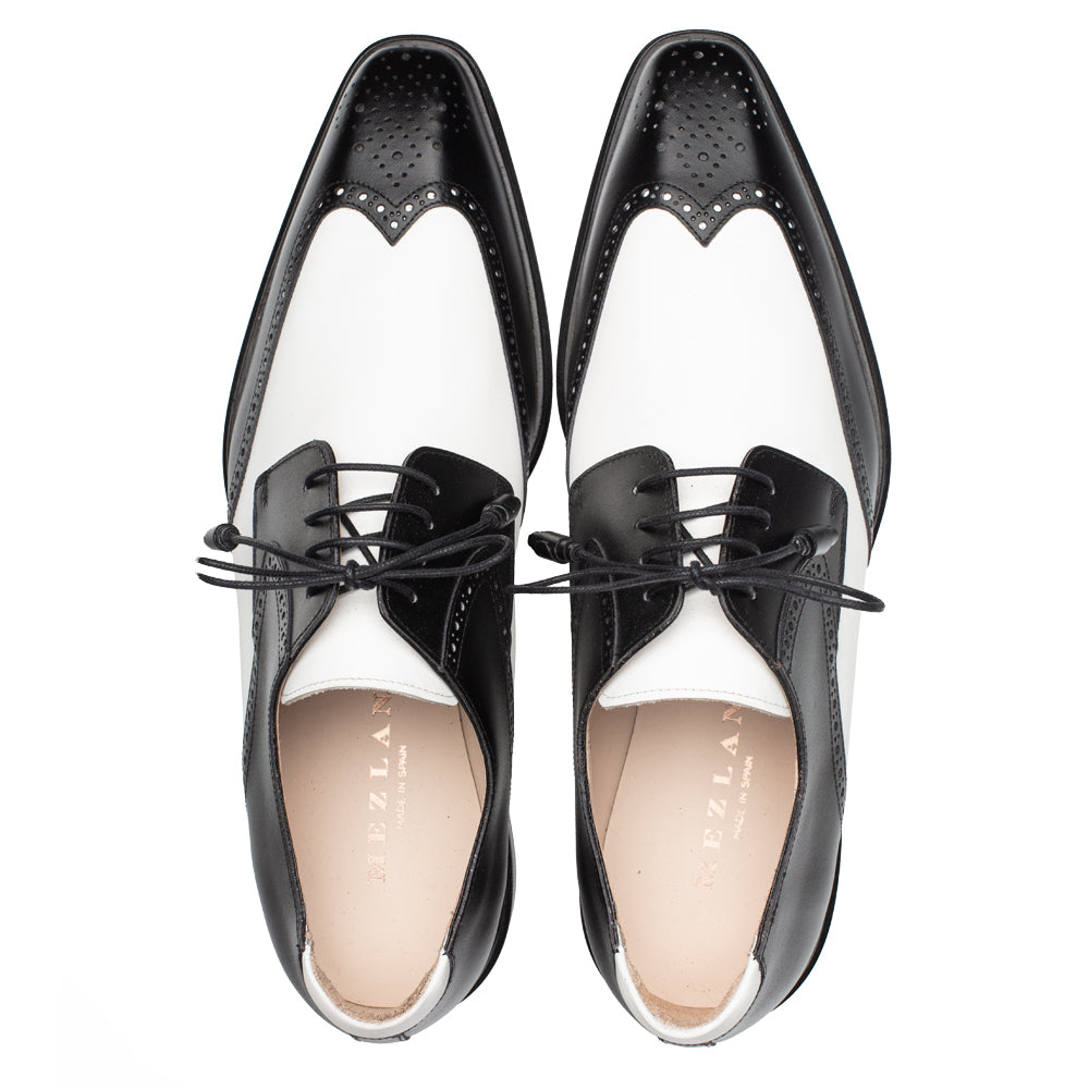 Spectator Wing Tip Derby Black/White / 11.5 / Medium Spectator Wing Tip Derby Black/White / 11.5 / Medium