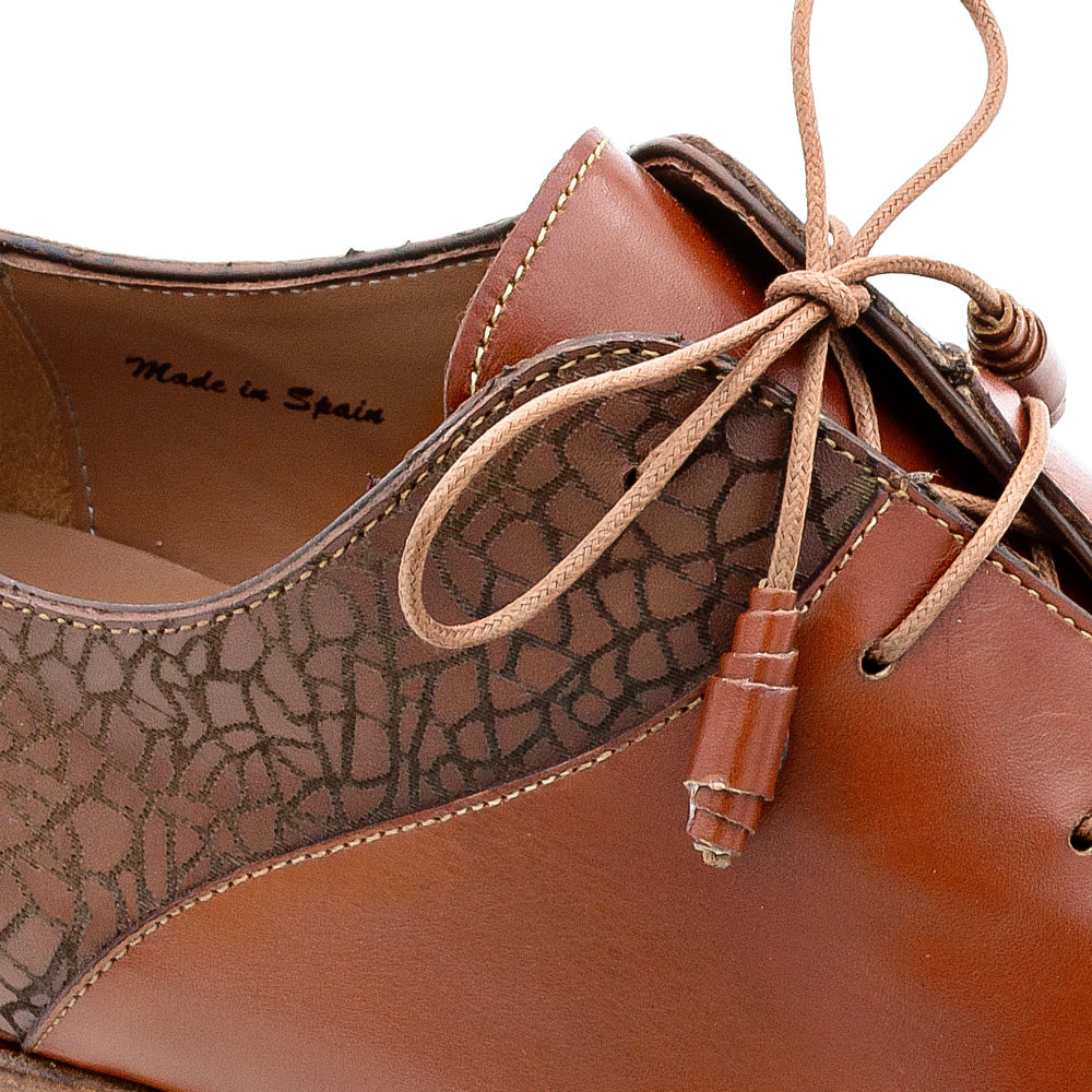 Calf/Laser-print Wholecut Lace Up