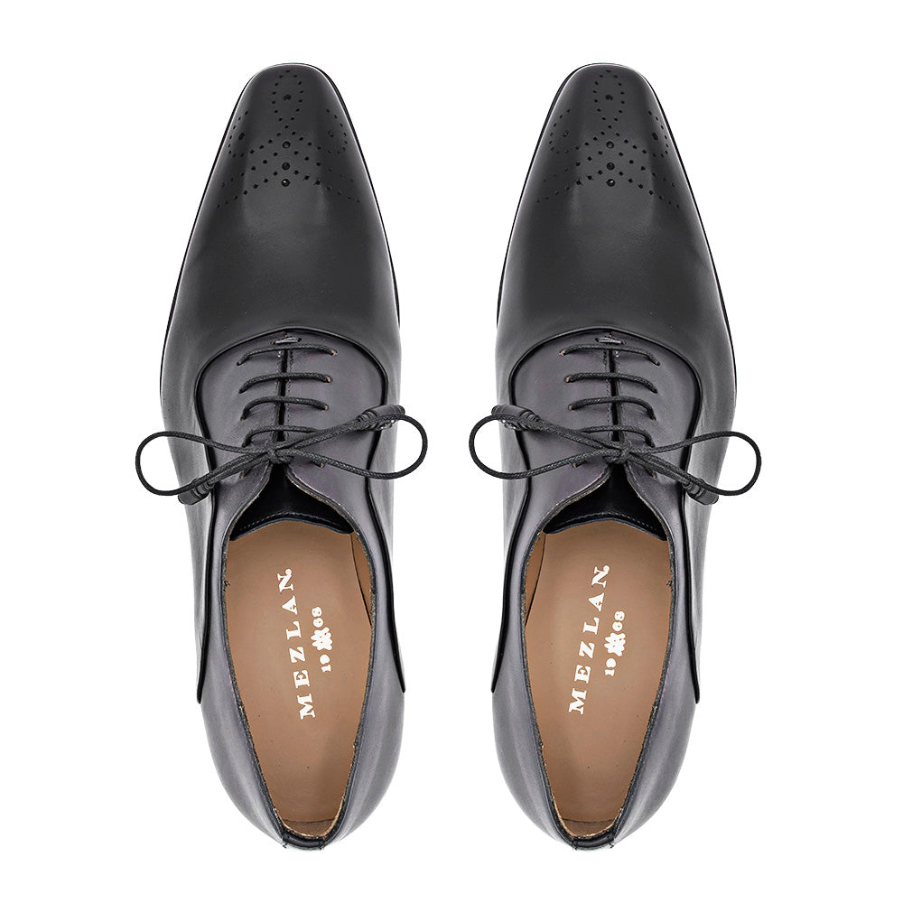 Wholecut Medallion Toe Oxford
